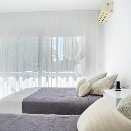 In 200m To The ! Apartment *